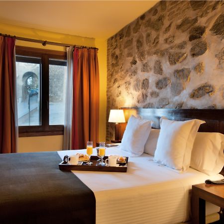 Abad Toledo Hotel Room photo